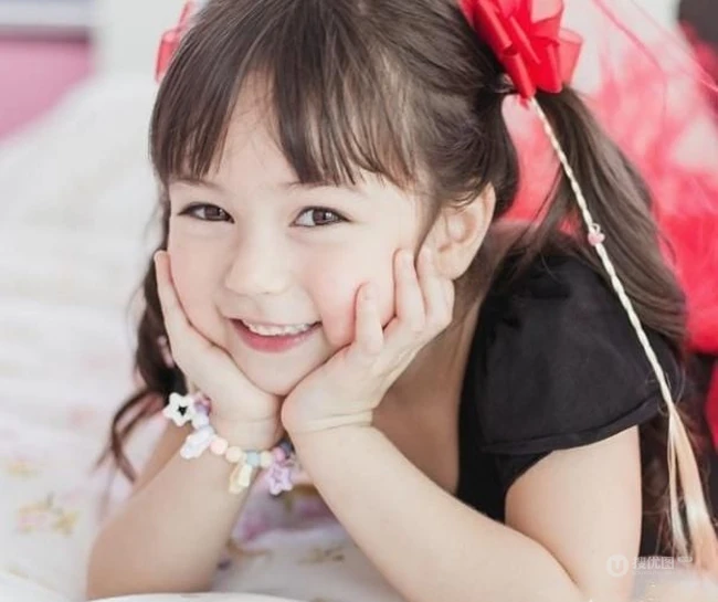 泰美混血少女妹子拉达&middot;莫兰图片