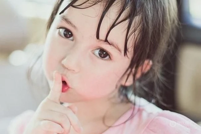 泰美混血少女妹子拉达&middot;莫兰图片