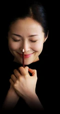江一燕鬼马表情连拍高清另类图片