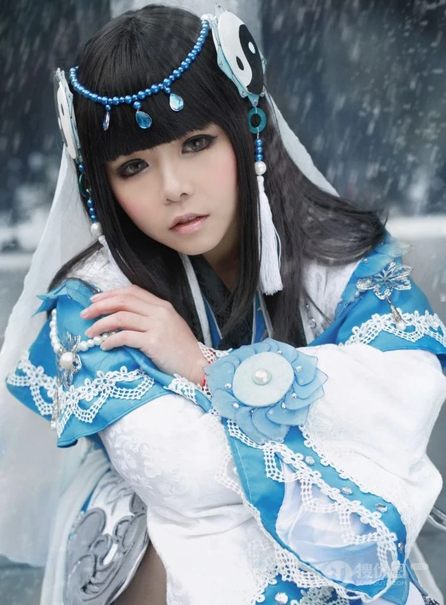 萌妹江湖-可爱女生暄小面包Cosplay美图