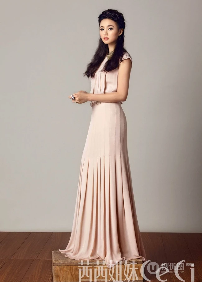 淑女江铠同小卷长发型高清图片