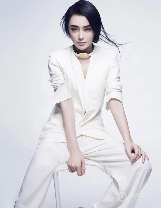 秦岚时尚杂志写真 展淑女时尚风采