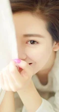 菅韧姿纯美可人白衣写真图片