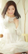 菅韧姿纯美可人白衣写真图片