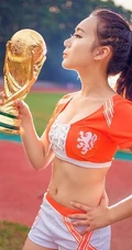 人像摄影之足球宝贝_爱足球的气质女生妹子们