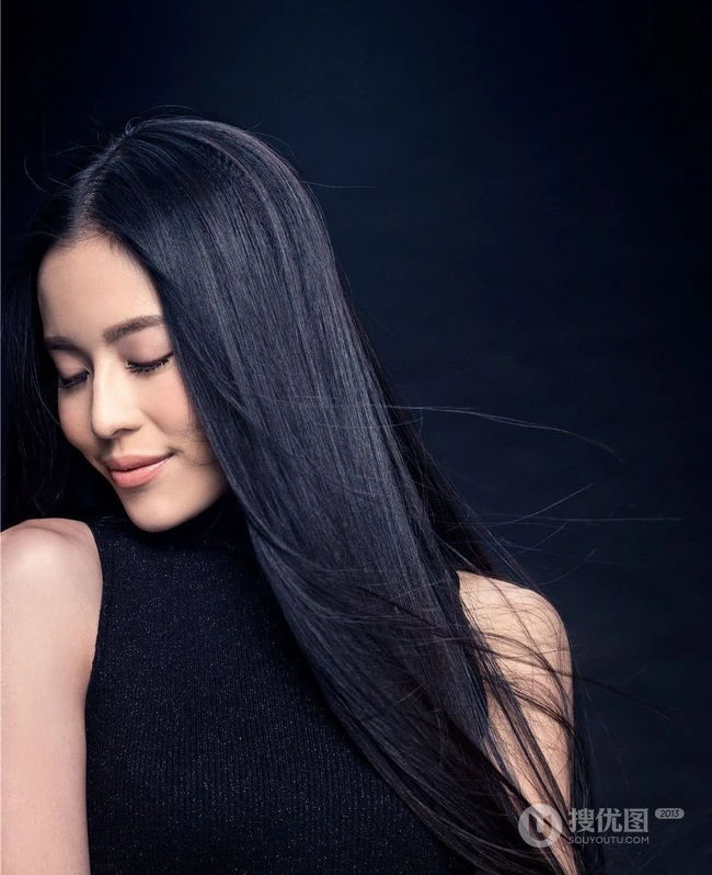女明星温心高清图片 黑色优雅知性魅力