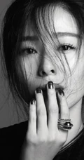江一燕黑白气质魅惑写真图片