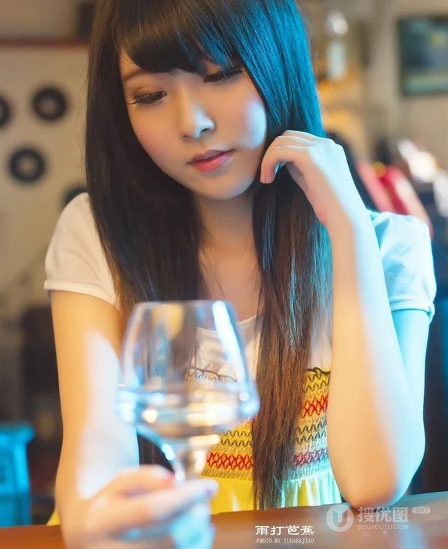 清纯靓丽少女图片-青春无敌
