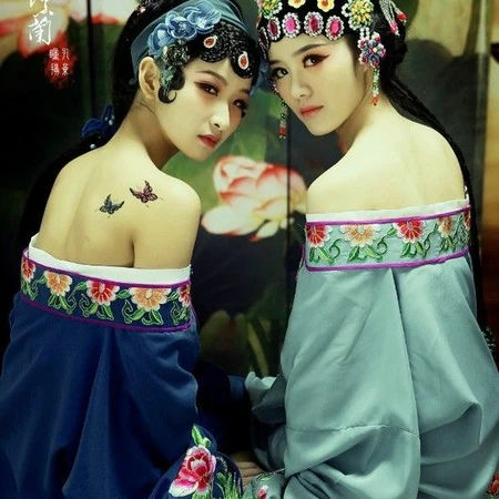 唯美古典戏曲女生人像写真图片