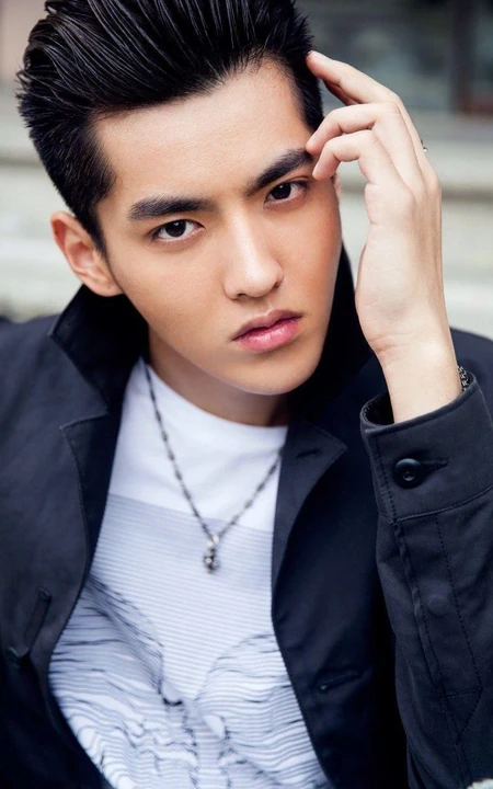 吴亦凡帅气高清图片写真大全