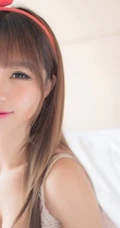 清纯女生-粉红蝴蝶结发箍女生图片