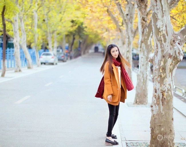 长发可爱女生图片-妹子可爱纯美外拍