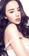 黄莞婷图片 线条嫩模黄莞婷风采