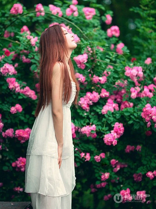 花间-清纯女生花间唯美图片