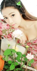 清新小碎花-气质连衣裙少女高清图片