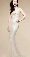 刘梓妍图片 气质礼服展柔美修长身段