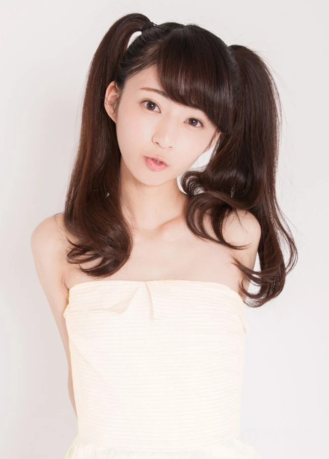 日本可爱女生杉野静香图片