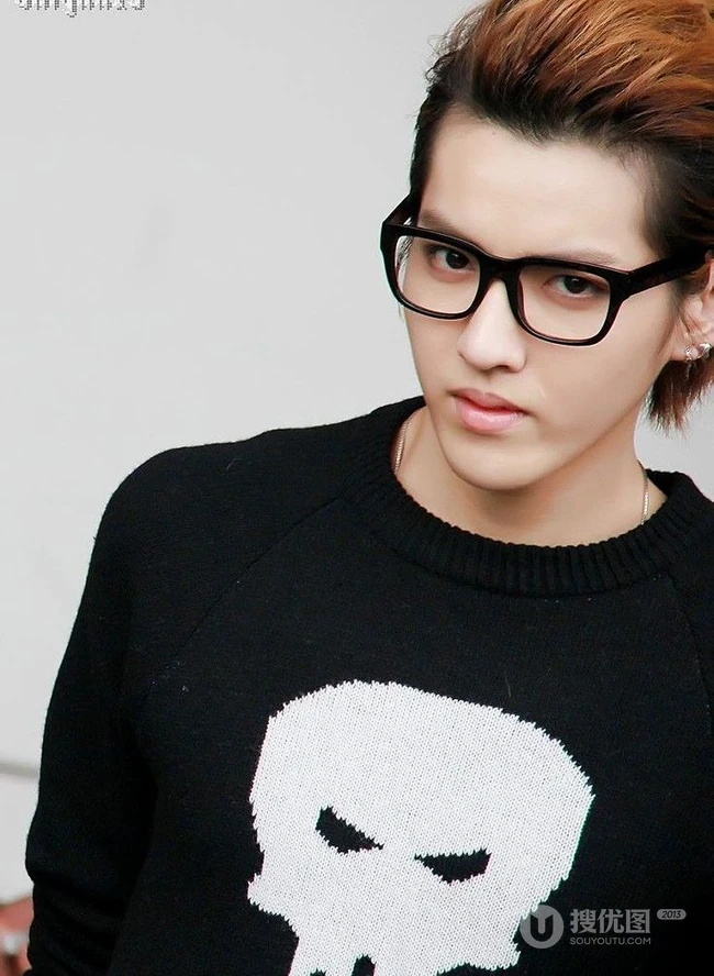 吴亦凡帅气写真-EXO成员吴亦凡（Kris）写真大全