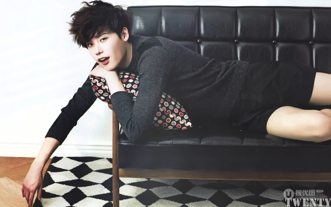 韩国欧巴&ldquo;李钟硕&rdquo;电脑壁纸免费下载