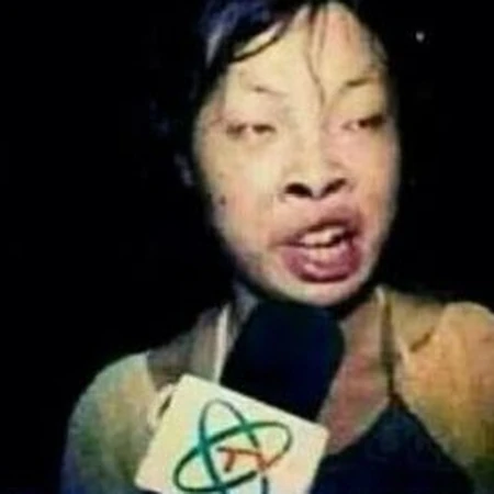 标准的防狼脸