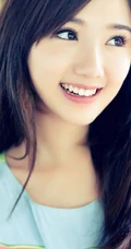 毛晓彤甜美笑容高清图片 唯美又清新