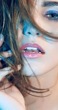 欧美长发女生浓妆魅力高清照片