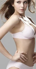 金发碧眼-气质欧美金发女生家居服秀图片