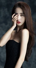 长发女生模特-神秘黑色另类图片写真