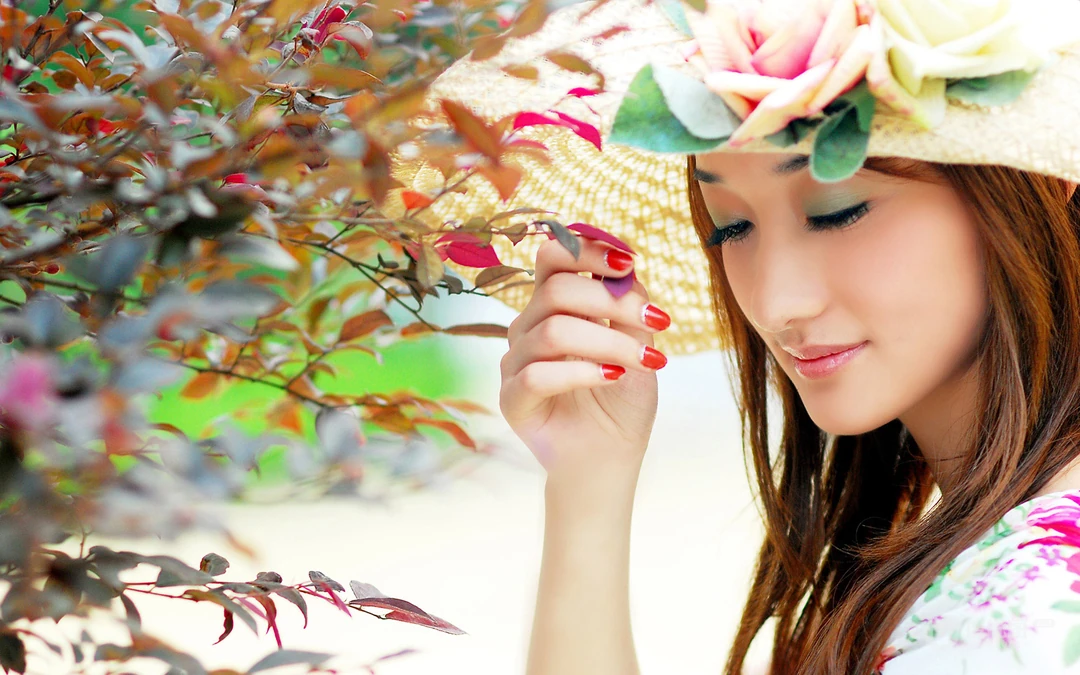 小清新美女踏春写真壁纸