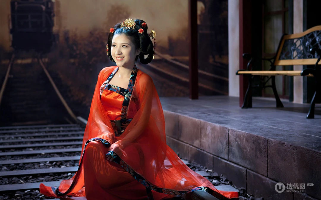 古典和旗袍美女电脑桌面壁纸