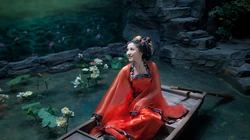 古典和旗袍美女电脑桌面壁纸