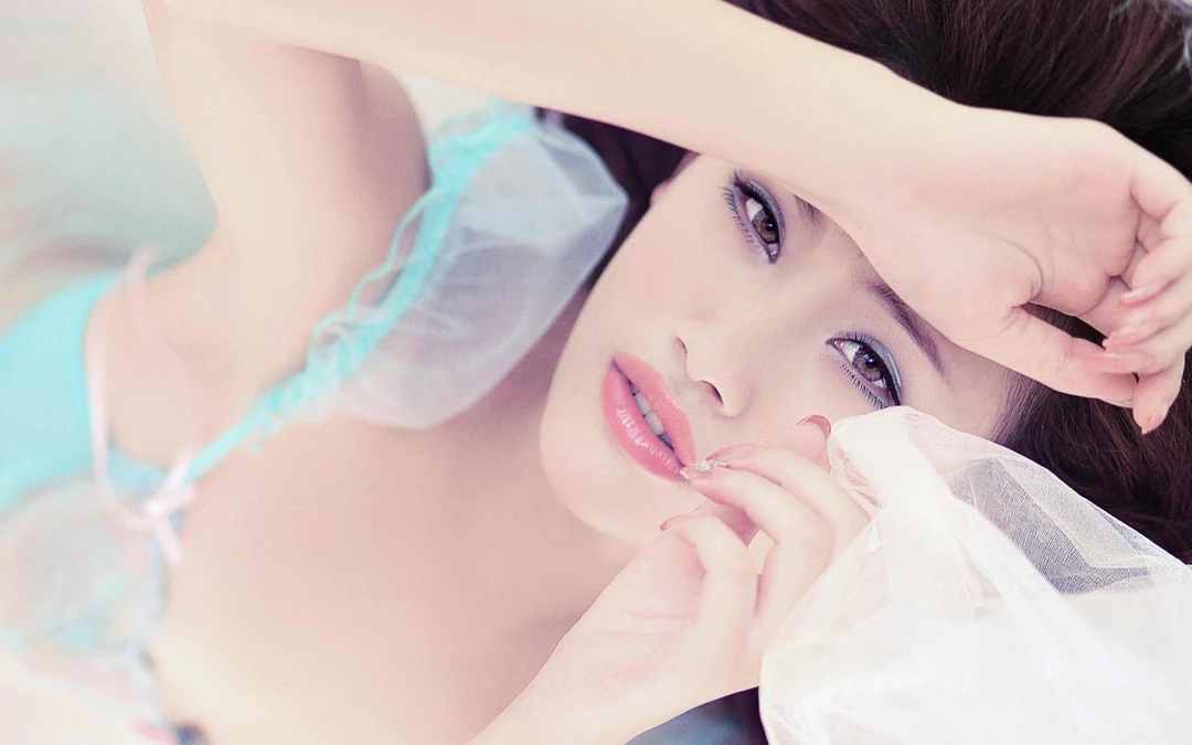 白莎情趣内衣性感美女私房写真壁纸