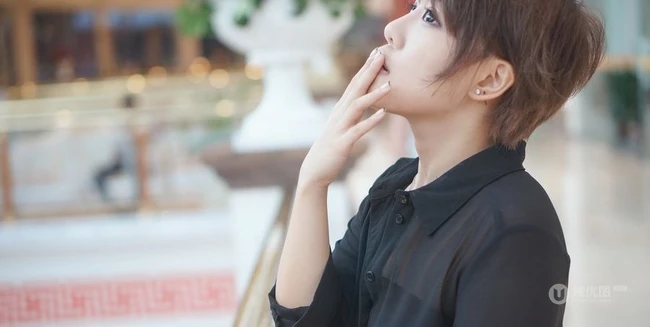 大眼睛清纯女生写真