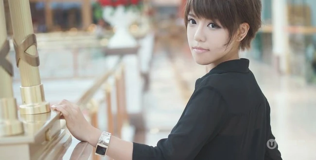 大眼睛清纯女生写真