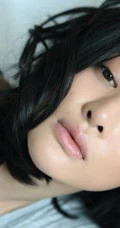 女明星吴晓敏短裤高跟床照图片