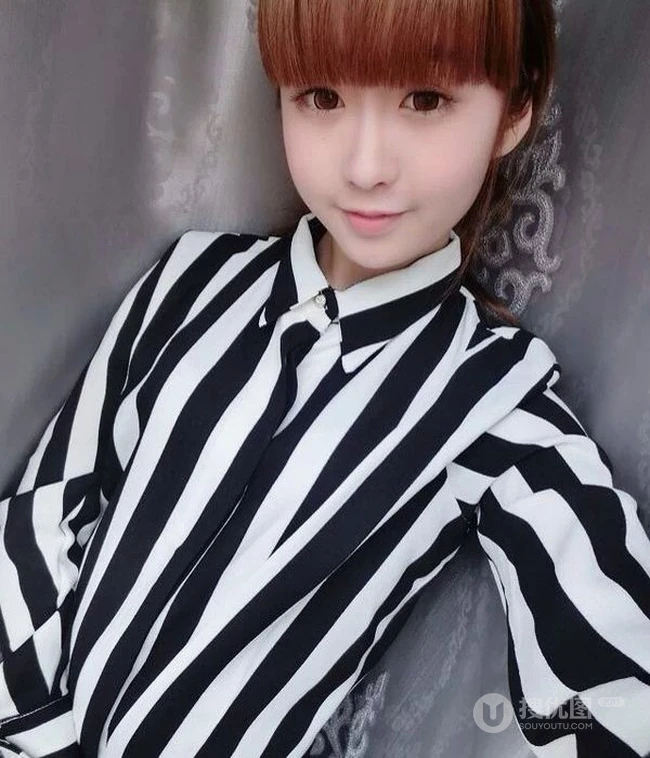 齐刘海可爱女生可爱自拍图片-小嘴嘟嘟