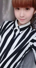 齐刘海可爱女生可爱自拍图片-小嘴嘟嘟