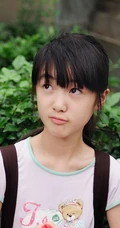 纯天然-清新可爱学生妹子街拍图片