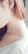 娇小露背女生模特牛仔短裤唯美写真