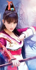 女生&ldquo;南笙&rdquo;神级COSPLAY《诛仙3》角色碧瑶&破军