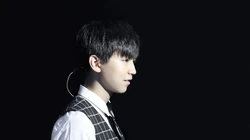 小帅哥组合TFBOYS可爱壁纸桌面图片