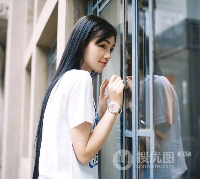 艺术学校清纯校花-黄灿灿校园游图片