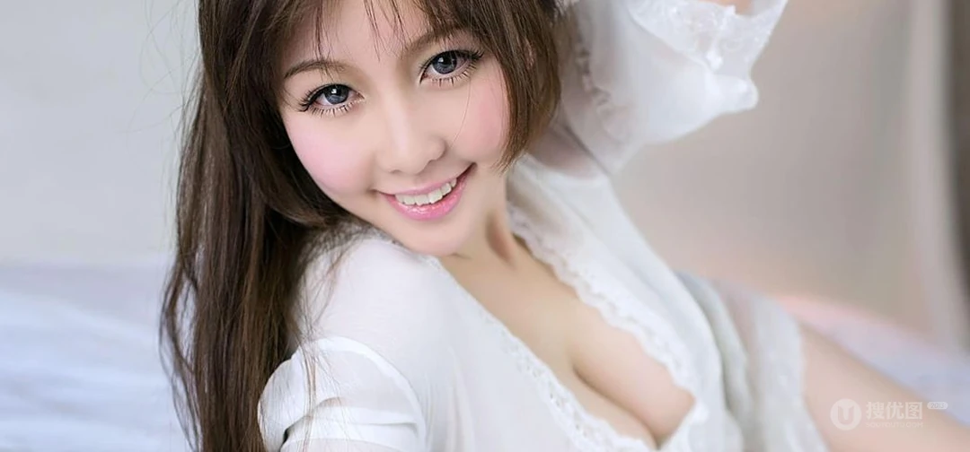 养眼性感睡衣美女高清壁纸桌面