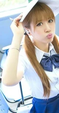 女生模特王佳佳的学生吸睛