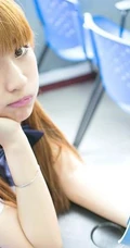 女生模特王佳佳的学生吸睛