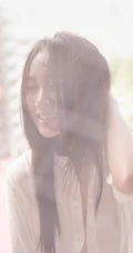 朦胧的气质 女生Moon嘉依衬衣室内写真图集