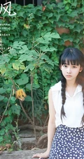 长辫子亚洲女孩夏日街拍唯美写真 西瓜冰淇淋尽享清凉