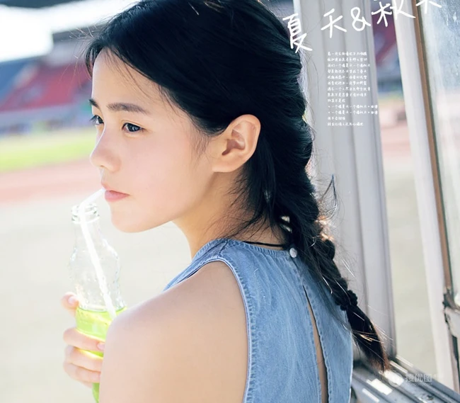 一对可爱女生，她们叫夏天和秋天