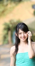 日本清纯气质女生铃木爱理欧洲纯情街拍HD