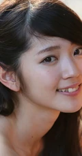 日本清纯气质女生铃木爱理欧洲纯情街拍HD